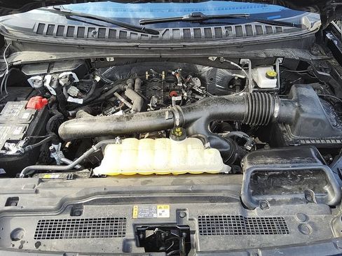 Used 2025 Ford Expedition Active AWD/4WD image 19