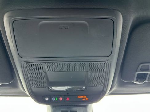 New 2026 Chevrolet Equinox LT w/ Convenience Package II FWD image 41