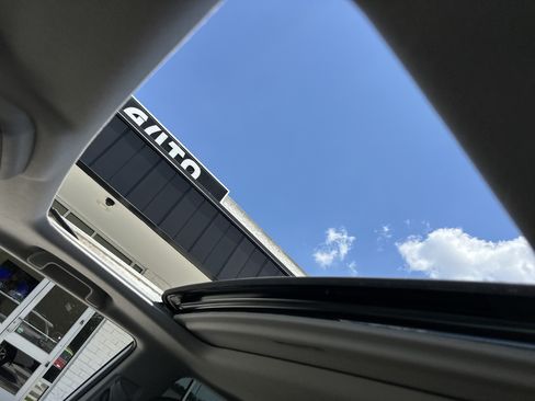 Used 2021 Toyota 4Runner TRD Off-Road Premium w/ Moonroof Package AWD/4WD image 11