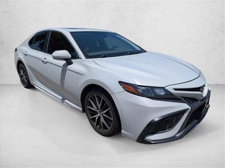 Used 2022 Toyota Camry SE w/ Convenience Package FWD video 3