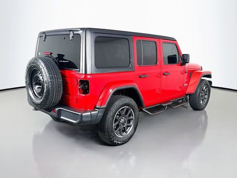 Used 2019 Jeep Wrangler Unlimited Sahara image 7