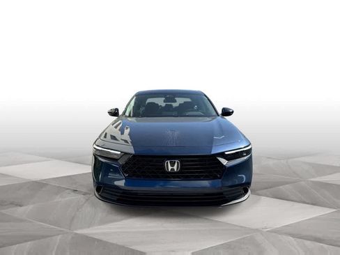 New 2025 Honda Accord SE image 3