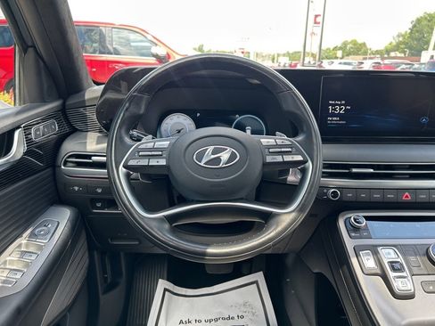 Used 2024 Hyundai Palisade Calligraphy image 23