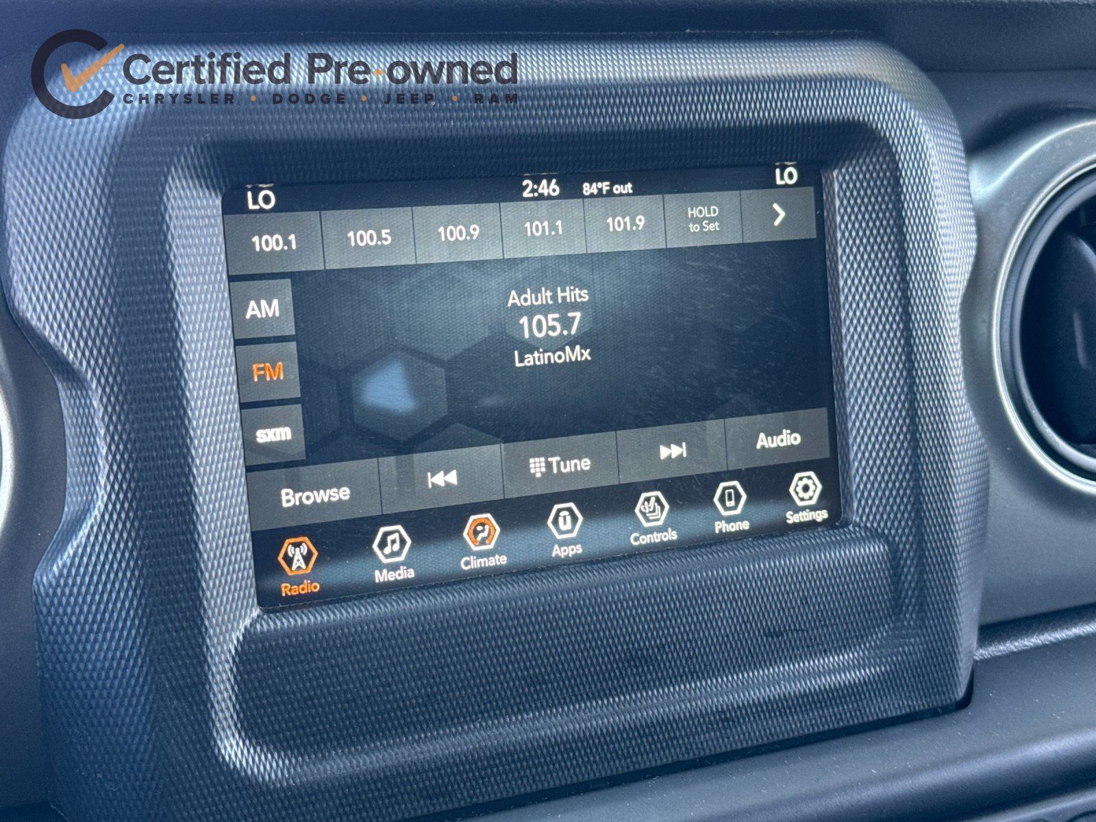 Used 2023 Jeep Wrangler Unlimited w/ Cold Weather Group AWD/4WD image 18