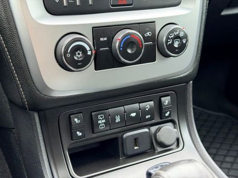 Used 2016 GMC Acadia SLE AWD/4WD image 14