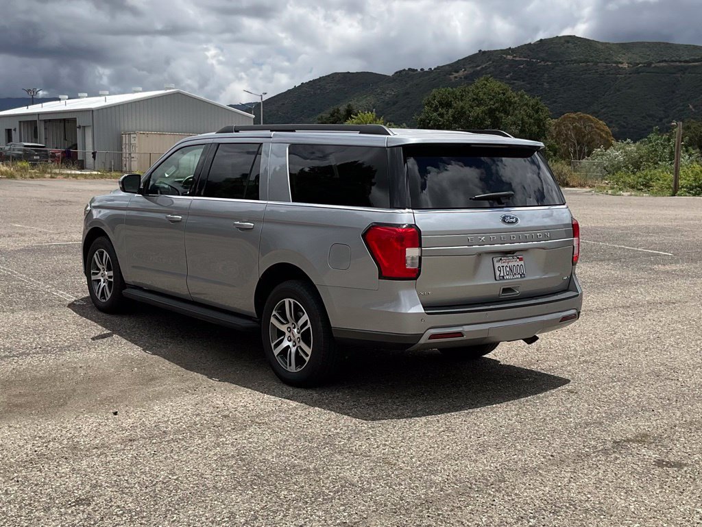 Used 2024 Ford Expedition Max XLT AWD/4WD image 4