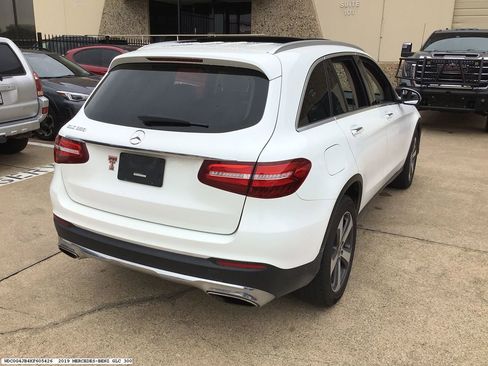 Used 2019 Mercedes-Benz GLC 300 image 5