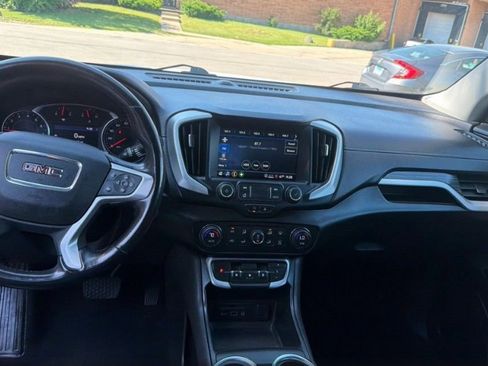 Used 2022 GMC Terrain SLT FWD image 12