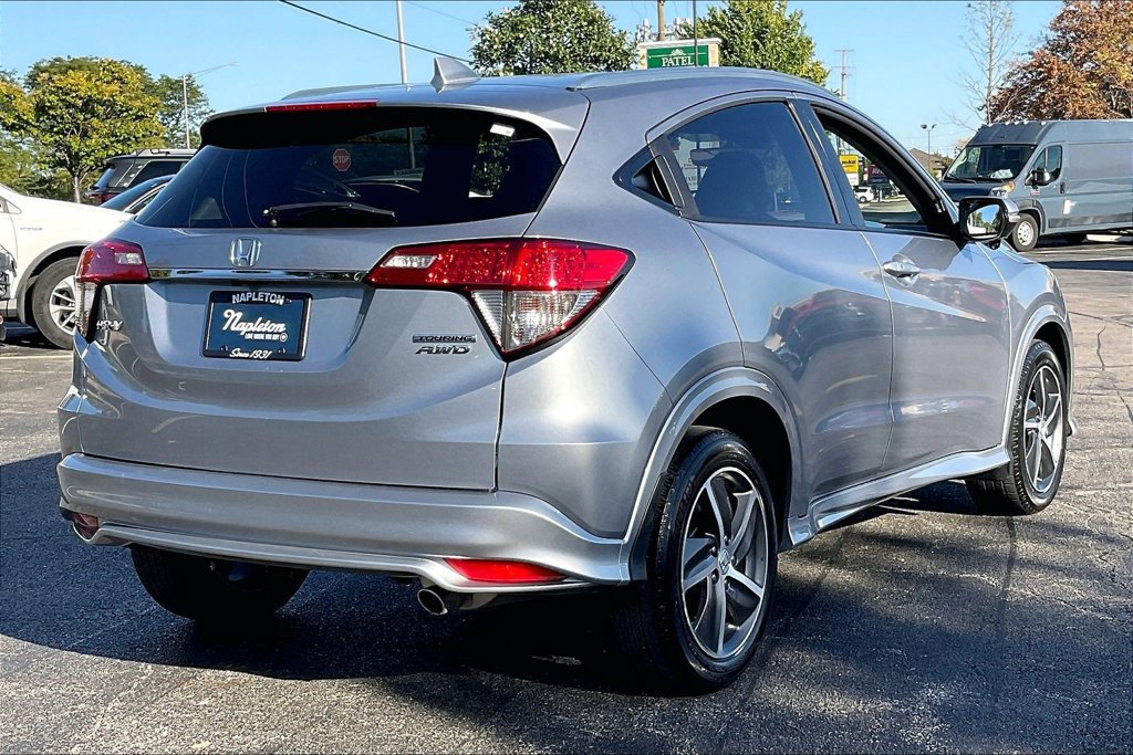 Used 2020 Honda HR-V Touring image 16