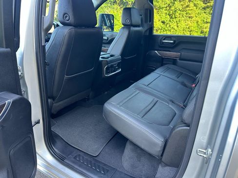Used 2020 GMC Sierra 3500 Denali w/ Denali Ultimate Package AWD/4WD image 19