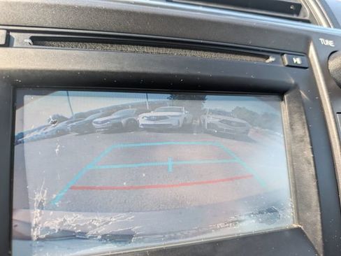 Used 2017 Toyota Camry LE FWD image 19