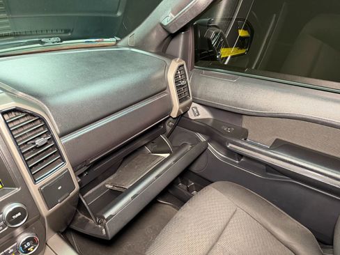 Used 2019 Ford Expedition Max XLT image 43