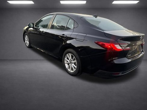 Used 2025 Toyota Camry LE FWD image 20