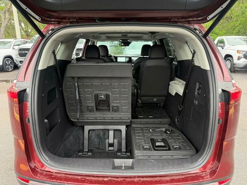 Used 2024 Kia Carnival SX Prestige image 10