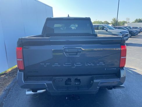 New 2025 Toyota Tacoma TRD Off-Road image 9