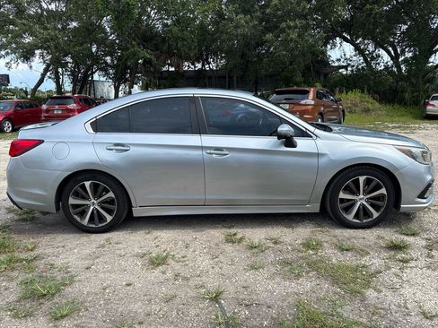 Used 2019 Subaru Legacy 2.5i Limited AWD/4WD image 2