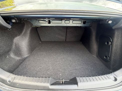 Used 2018 MAZDA MAZDA3 Touring FWD image 11
