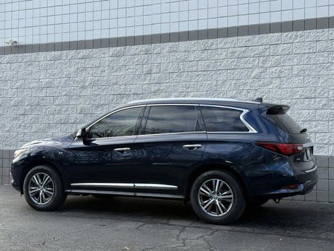 Used 2020 INFINITI QX60 Luxe w/ Essential Package image 2