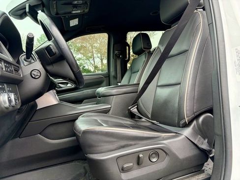 Used 2022 GMC Yukon SLT image 27