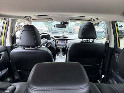 Used 2020 Nissan Rogue Sport SL w/ Premium Package FWD image 36