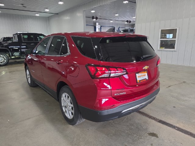 Used 2024 Chevrolet Equinox LT AWD/4WD image 6