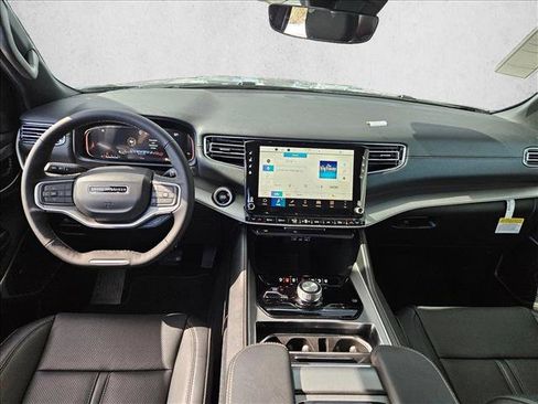 New 2026 Jeep Grand Wagoneer 4WD w/ Premium Group I image 9