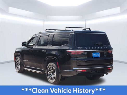 Used 2024 Jeep Wagoneer 4WD w/ Rear Seat Video Group 1 image 4