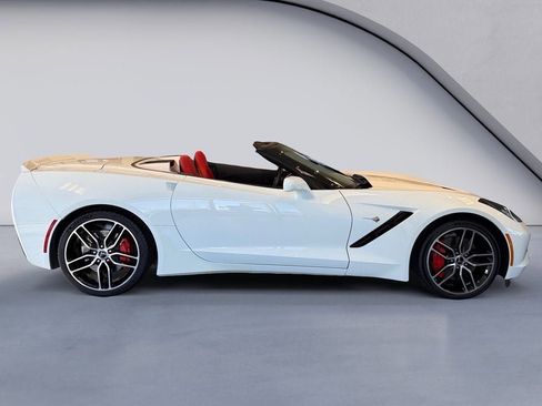 Used 2015 Chevrolet Corvette Stingray Convertible w/ 2LT Preferred Equipment Group RWD image 8