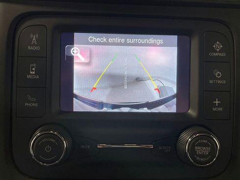 Used 2021 RAM 1500 Big Horn AWD/4WD image 4