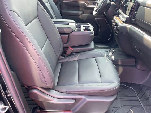 New 2026 Chevrolet Silverado 1500 LT w/ Leather Package image 18