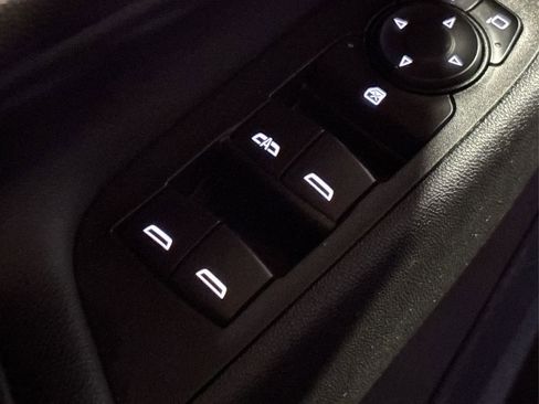 Used 2021 Chevrolet Equinox LT image 31