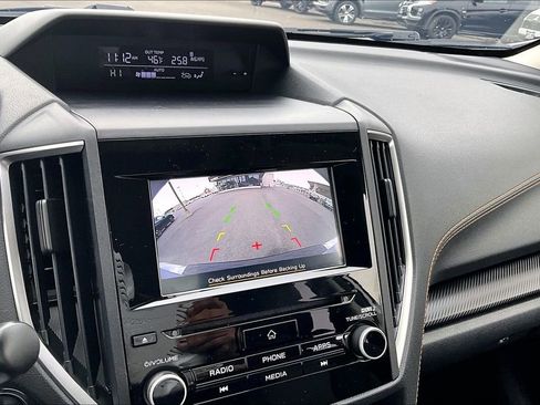 Used 2021 Subaru Crosstrek 2.0i Premium w/ Moonroof Package image 21