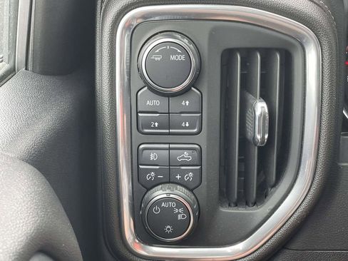 Used 2020 Chevrolet Silverado 1500 RST AWD/4WD image 28