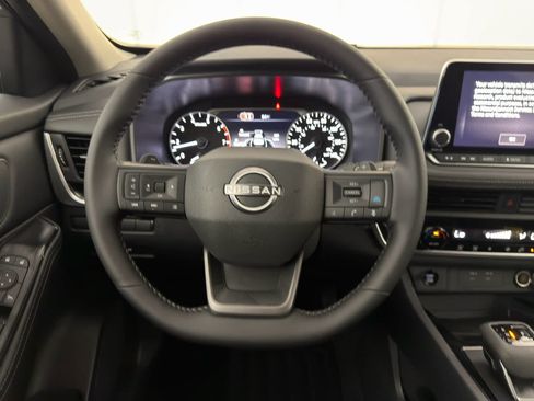 New 2026 Nissan Rogue SV AWD/4WD image 17