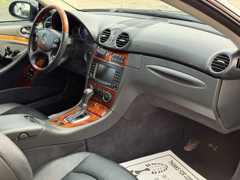 Used 2005 Mercedes-Benz CLK 500 Cabriolet image 18