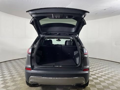 Used 2019 Jeep Cherokee Limited AWD/4WD image 9