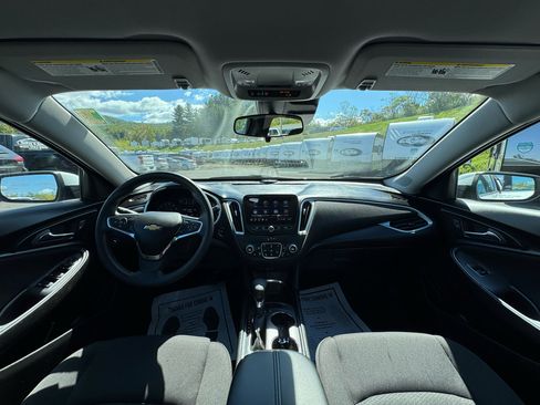 Used 2023 Chevrolet Malibu LT image 27