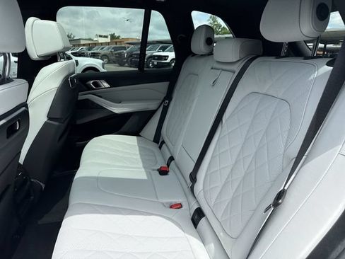 Used 2024 BMW X5 xDrive40i w/ Premium Package AWD/4WD image 20