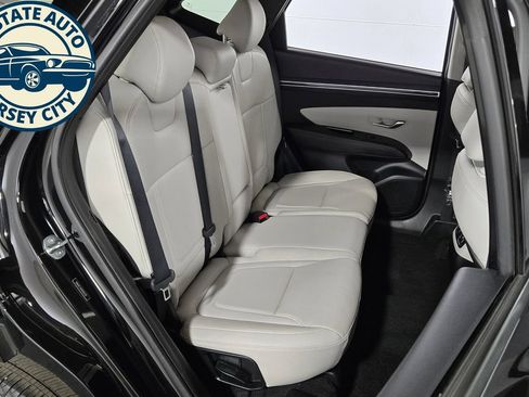 Used 2023 Hyundai Tucson Limited AWD/4WD image 38
