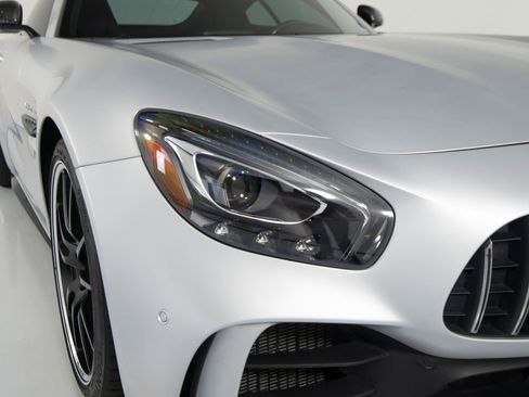 Used 2018 Mercedes-Benz AMG GT R image 39
