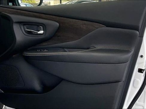 Certified 2024 Nissan Murano Platinum w/ Cargo Package image 22