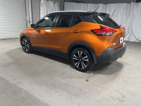 Used 2020 Nissan Kicks SV FWD image 5