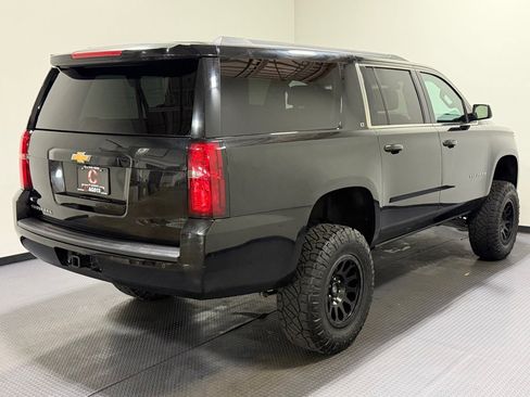 Used 2015 Chevrolet Suburban LT w/ Max Trailering Package image 5