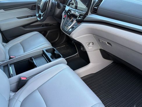 Used 2022 Honda Odyssey EX-L image 16