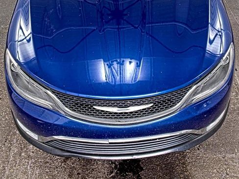 Used 2016 Chrysler 200 Limited FWD image 4