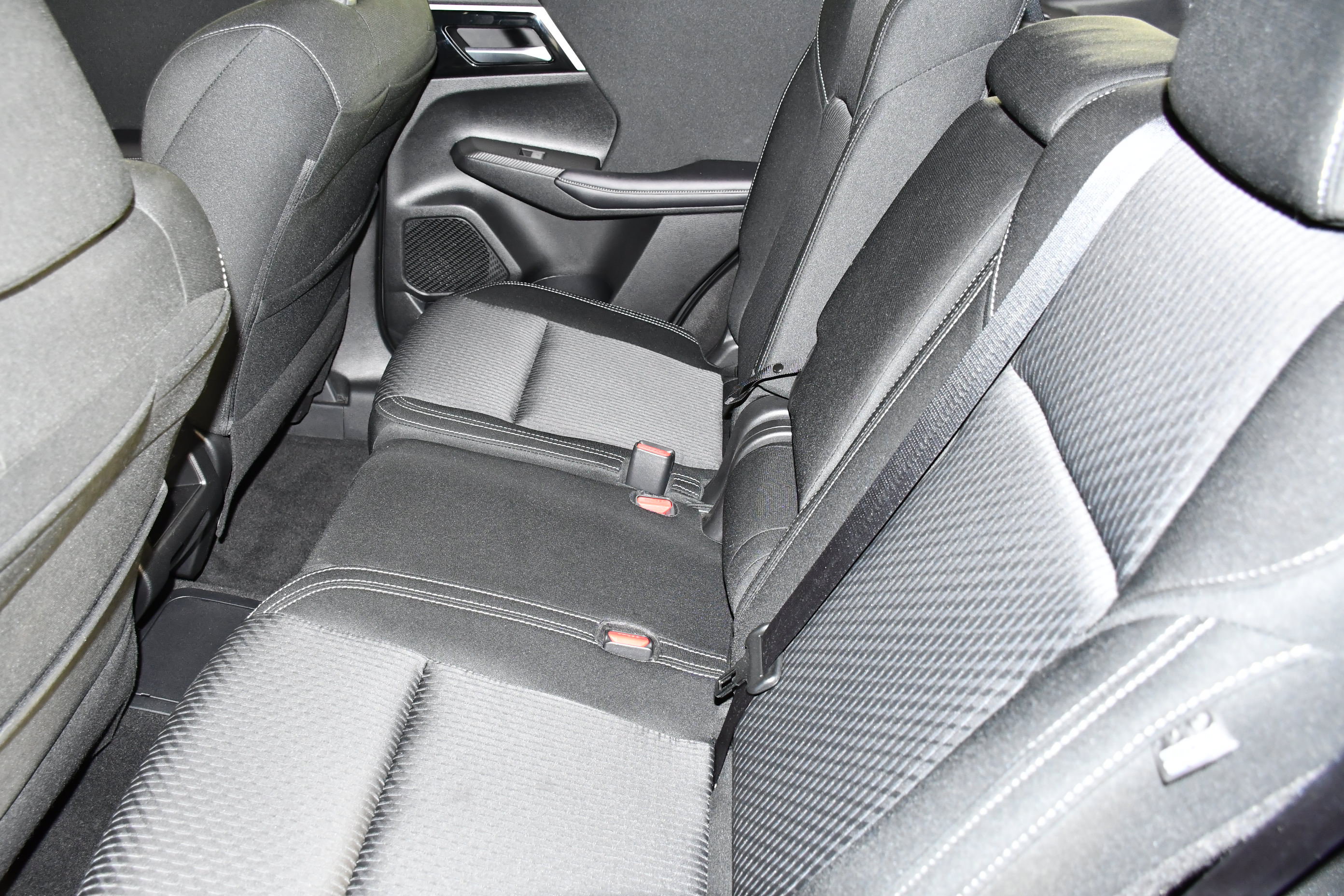 Used 2025 Mitsubishi Outlander ES AWD/4WD image 46