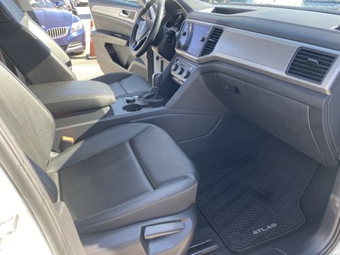 Used 2019 Volkswagen Atlas SE w/ Towing Package AWD/4WD image 25
