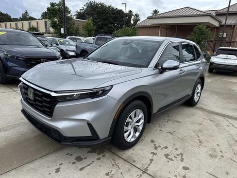 Certified 2023 Honda CR-V LX image 3