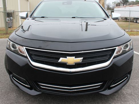 Used 2017 Chevrolet Impala Premier w/ Enhanced Convenience Package image 12