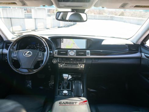 Used 2016 Lexus LS 460 L image 14